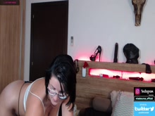 Watch curvyjules69's Cam Show @ Chaturbate 21/09/2021